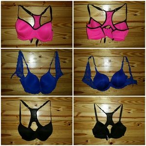 3 bras size 36 DD/DDD. Like new.